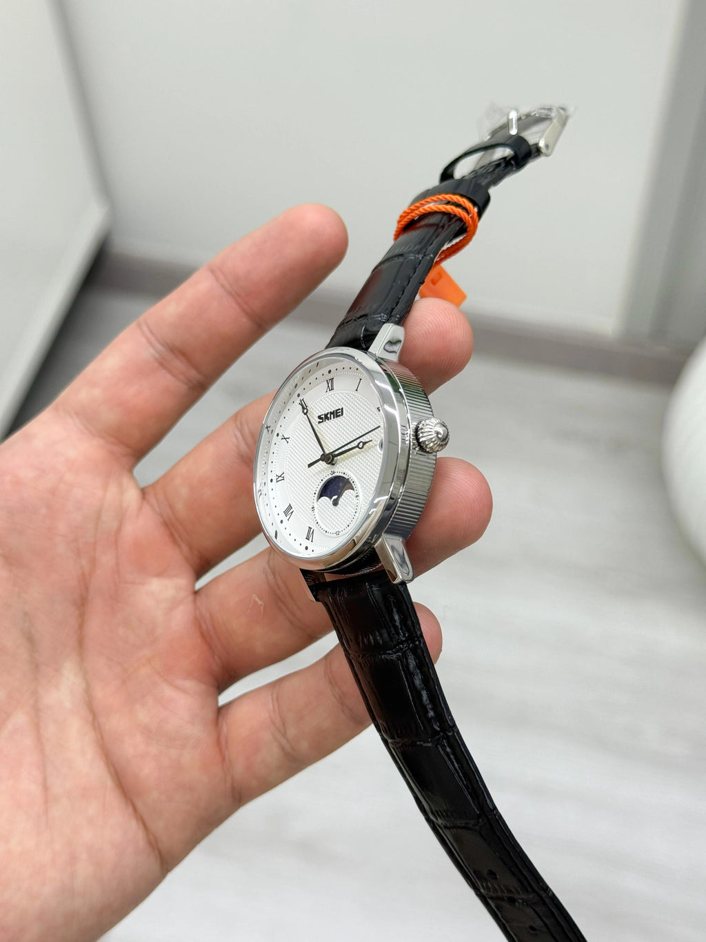 Skmei Moon Phase Leather